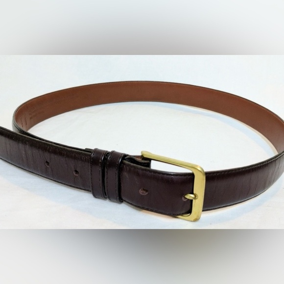 COACH Women’s Leather Burgundy Belt with Brushed Solid Brass Buckle Size 32 - Picture 1 of 15